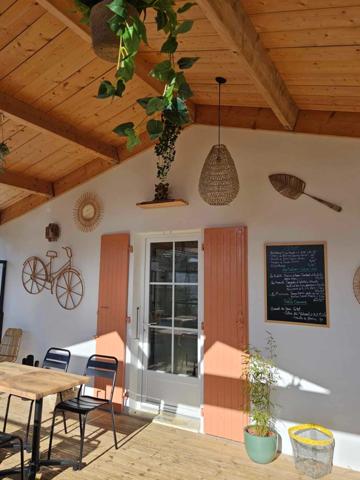 ILE D'OLERON A VENDRE BAR RESTAURANT à LA BREE LES BAINS
