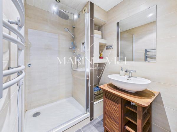 Appartement famillial – 3 chambres – Balcon au calme – Étage élevé avec ascenseur – Double stationnement