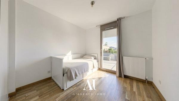 Appartement T5, Double Balcon, Garage Double, Résidence Chateau Gagneur 01170 Gex