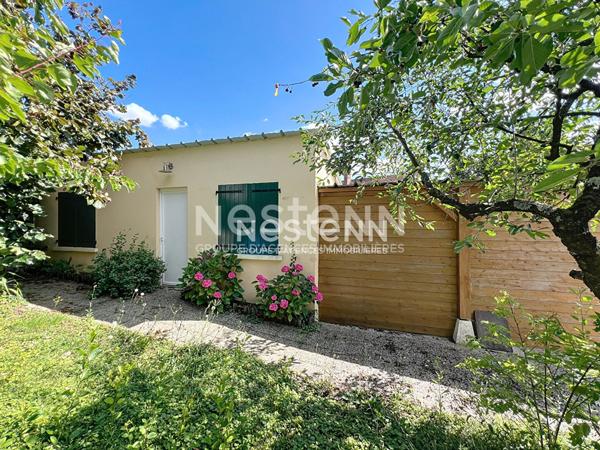 A vendre Dreux Maison individuelle avec charme, 6 pièces 4 chambres, dépendance, jardin, parking, au calme proche commerces écoles