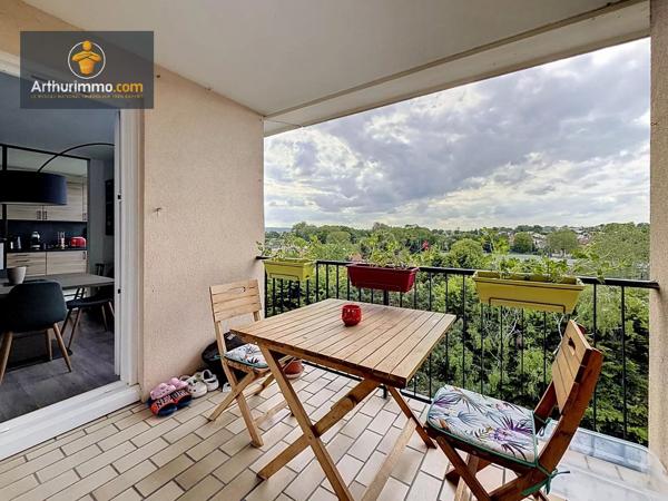 Vente                                                      Appartement
                        
                     4 pièces                      75 m2                     à Eaubonne