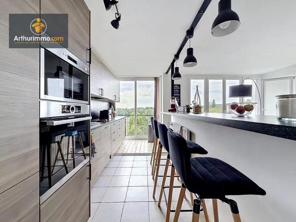 Vente                                                      Appartement
                        
                     4 pièces                      75 m2                     à Eaubonne