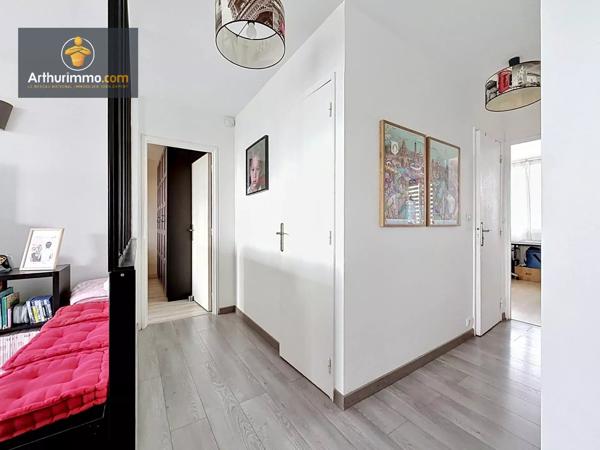 Vente                                                      Appartement
                        
                     4 pièces                      75 m2                     à Eaubonne