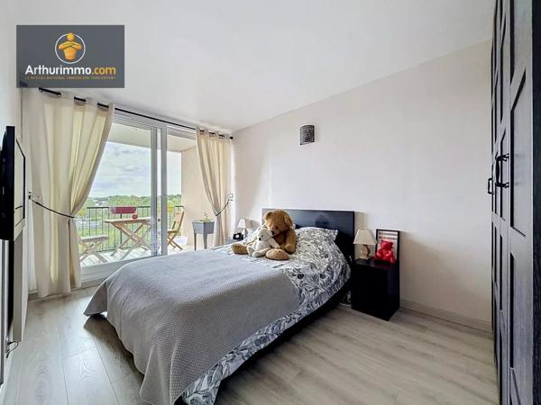 Vente                                                      Appartement
                        
                     4 pièces                      75 m2                     à Eaubonne