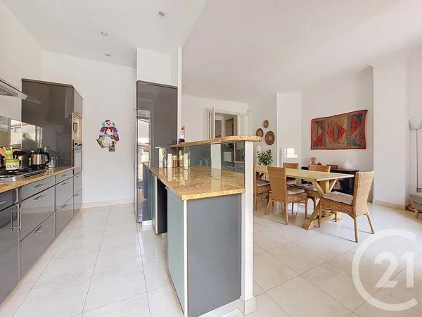 Appartement F4 à vendre  4 pièces - 153,08 m 2   SETE  - 34