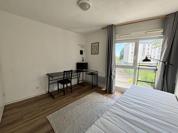 Studio  B113 meublé confortable à Orléans sud, à deux pas du tramway