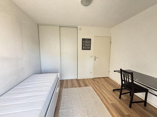 Studio  B113 meublé confortable à Orléans sud, à deux pas du tramway