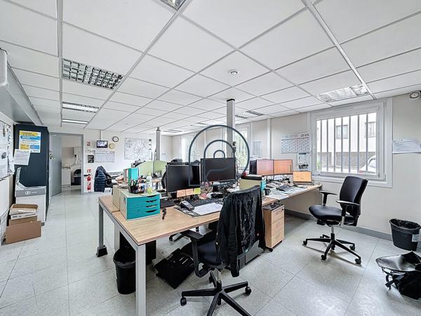 Lille – Grands Boulevards | Local 265 m² à rénover | Avenue de la République | À vendre
