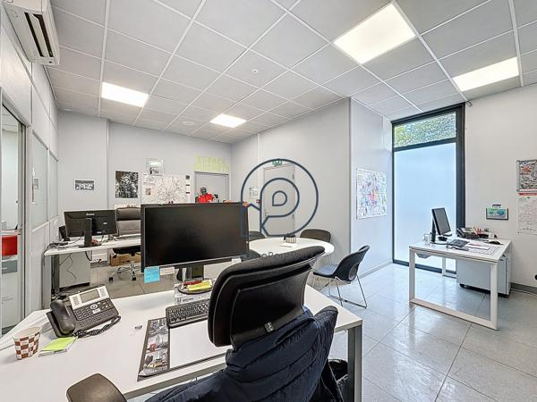 Lille – Grands Boulevards | Local 265 m² à rénover | Avenue de la République | À vendre