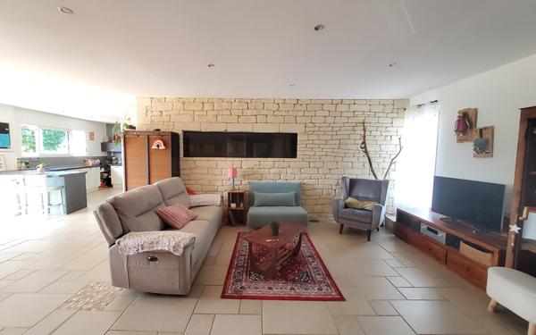 Maison de plain-pied 3 chambres – Vue campagne – La Tourlandry