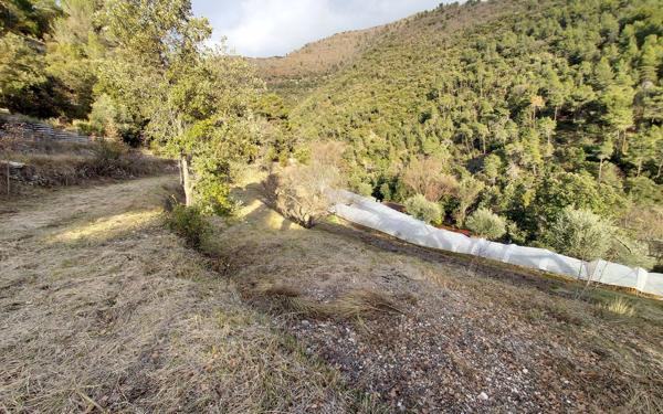 Maison à vendre    5 pièces • 124,12 m2 L'Escarène