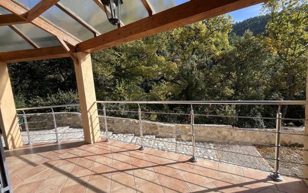 Maison à vendre    5 pièces • 124,12 m2 L'Escarène