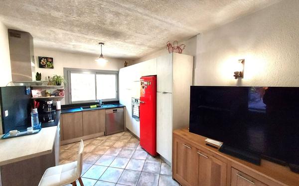 Maison à vendre    5 pièces • 124,12 m2 L'Escarène