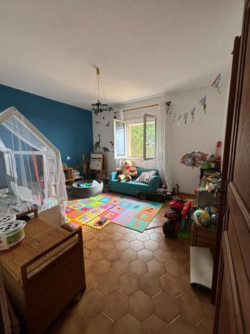 Maison 7 pièces 187.86 m2