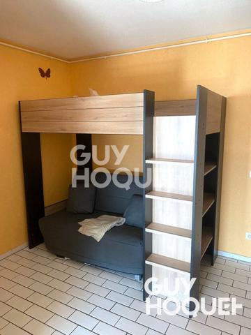 À louer à l'année ? Studio meublé avec balcon et vue mer à Canet Sud