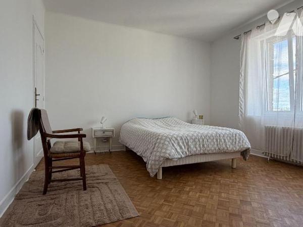 Maison à vendre à Quimper , quartier Sainte-Thérèse;
Certaines maisons ont ce supplément d'âme...