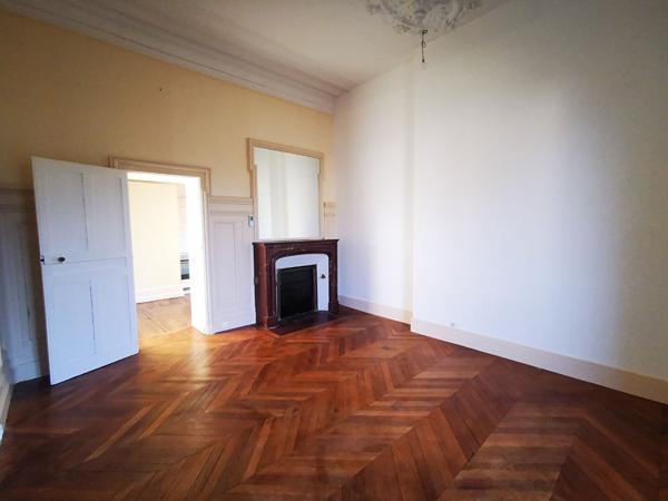 Location Appartement56 m² - 3 Pièces - LUCON (85400)