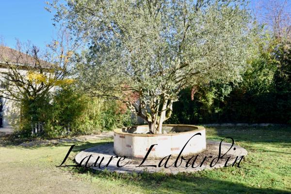 Propriété - une maison d'habitation - 5 chambres d'hôtes - 2 appartements en location sur plus de 1 hectare à SAINTE BAZEILLE (47)