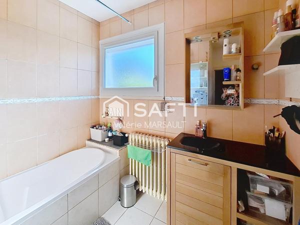 Maison 6 piéces, 155 m², à deux pas des commerces