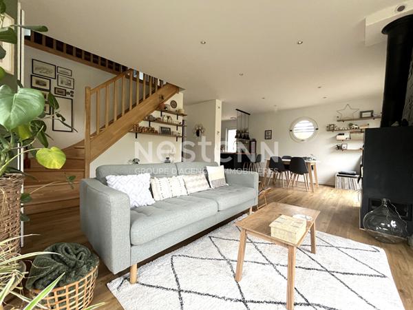 Maison à vendre, Monterblanc, 103 m², 3 chambres avec un terrain de 594 m²