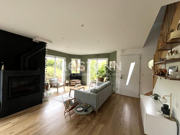 Maison à vendre, Monterblanc, 103 m², 3 chambres avec un terrain de 594 m²