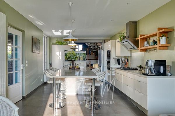 Maison à Saint-Leu-la-Forêt, 95320 - 8 pièces 217m²