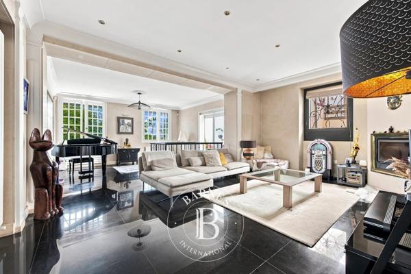 Nogent-sur-Marne, Appartement 4 Chambres -  203 m² à vendre