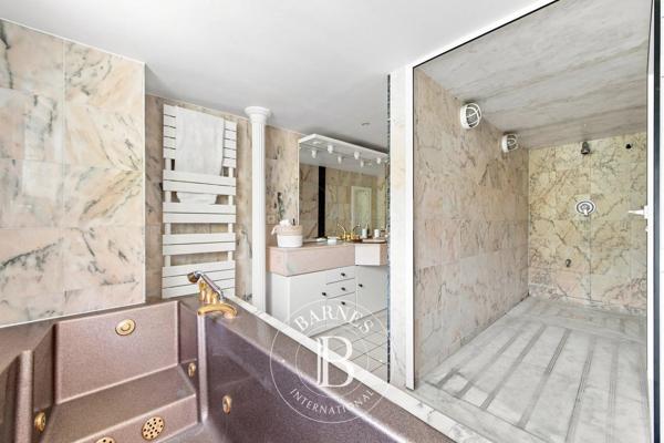 Nogent-sur-Marne, Appartement 4 Chambres -  203 m² à vendre