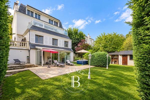 Nogent-sur-Marne, Appartement 4 Chambres -  203 m² à vendre