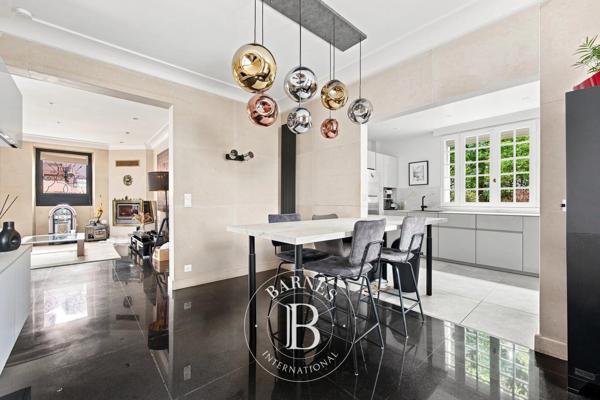 Nogent-sur-Marne, Appartement 4 Chambres -  203 m² à vendre
