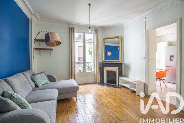 Location appartement 2 pièces 54 m² Paris 18