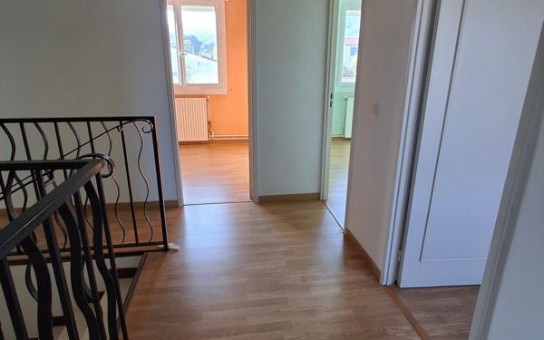 Maison à vendre    6 pièces •  Aussillon