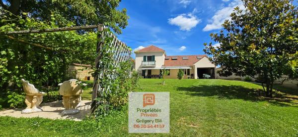 Maison Tournan En Brie 8 pièce(s) 208 m2
