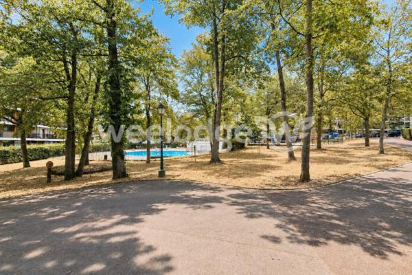 Appartement à vendre 2 pièces de 30,82 m² à La Celle-Saint-Cloud