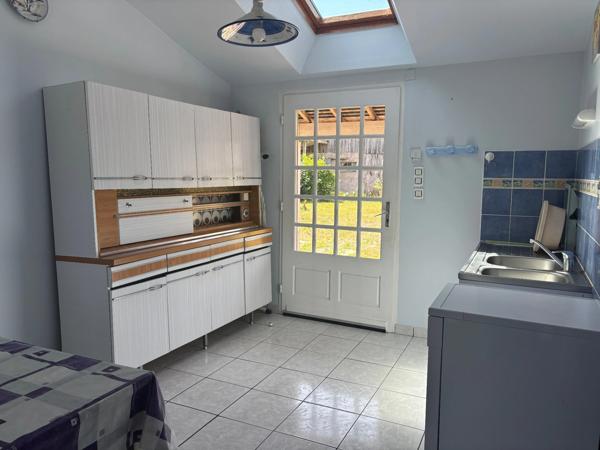 Maison en pierre lumineuse, 3 chambres + dépendance aménagée - garage – Secteur Bains-sur-Oust, à proximité de l’Île-aux-Pies