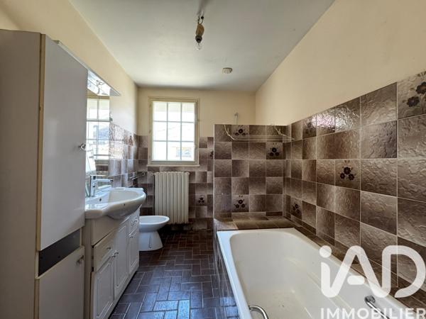 Maison à vendre 3 pièces 250 m² Fontenay-le-Comte