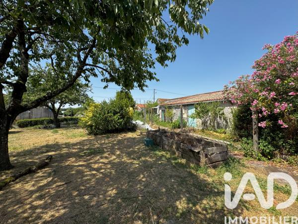 Maison à vendre 3 pièces 250 m² Fontenay-le-Comte