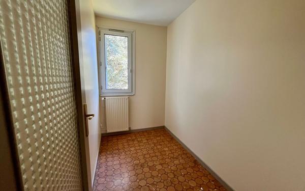 Appartement à vendre    4 pièces • 87,13 m2 Oullins