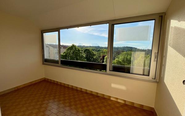 Appartement à vendre    4 pièces • 87,13 m2 Oullins