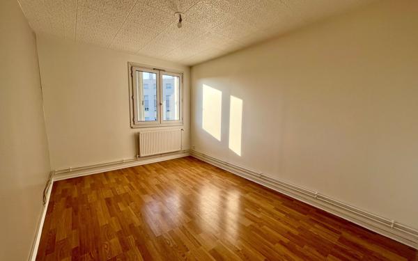 Appartement à vendre    4 pièces • 87,13 m2 Oullins