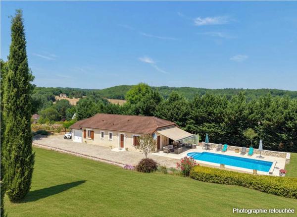 Maison contemporaine - Gourdon SECTEUR GOURDON - Lumineuse Maison contemporaine de plain-pied 3 chambres avec jardin arboré et piscine