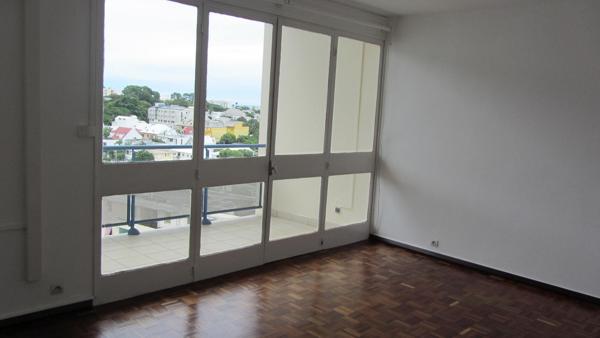 A louer F/2 Mazagran Equipement(s)