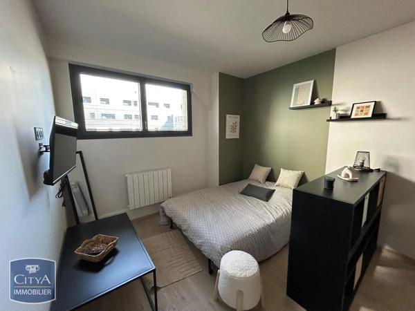 Appartement à louer 1 pièce 21.93m² Clermont-Ferrand (63000)