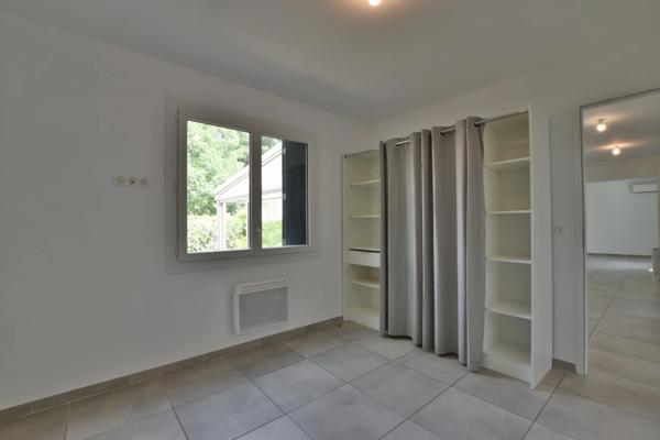 Maison à louer maison plain pied 3 pièces MONTADY (34)