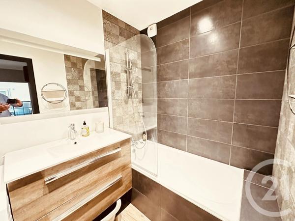Appartement T3 à vendre  3 pièces - 66,31 m 2   ST SEBASTIEN SUR LOIRE  - 44