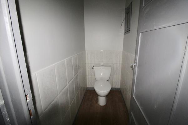 Castelmoron sur Lot, appartement 3 pièce(s) de 55 m2 comprenant pièce de vie avec cuisine équipée en rdc et chambre et bureau à l'étages à l'étage avec salle de bains , Castelmoron sur lot
