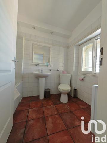 Studio 1 pièce de 25 m² à Toulon (83000)