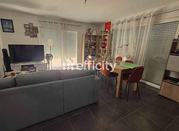 Immeuble
         4 pièces
        - 99 m² 179 350 € *