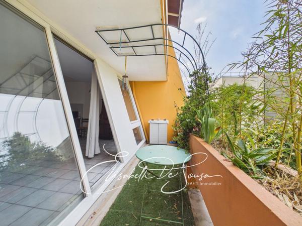 DUPLEX FAMILIAL AVEC BOX ET BALCON