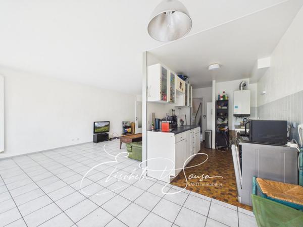 DUPLEX FAMILIAL AVEC BOX ET BALCON